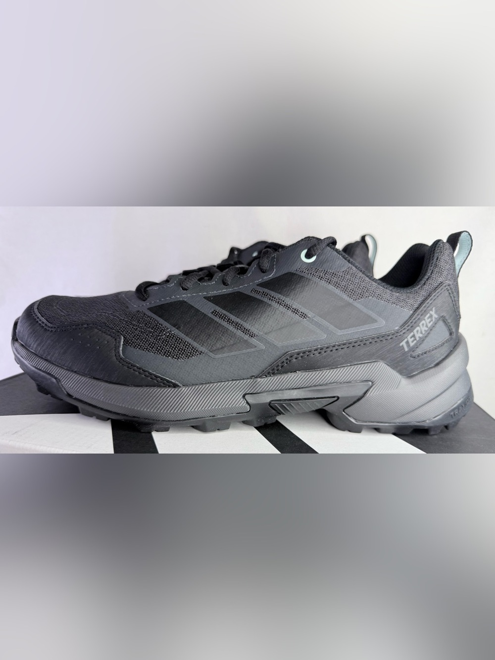 Adidas Terrex Trail Running Shoe  Women’s 9 - Black